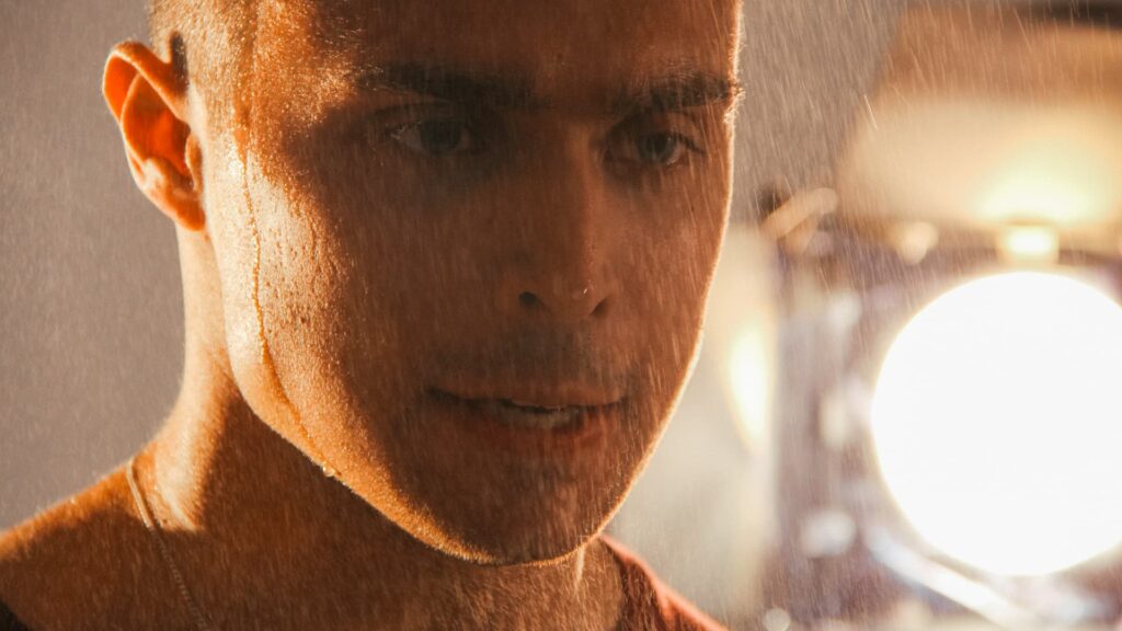 Что делает сценарий музыкального клипа по-настоящему сильным